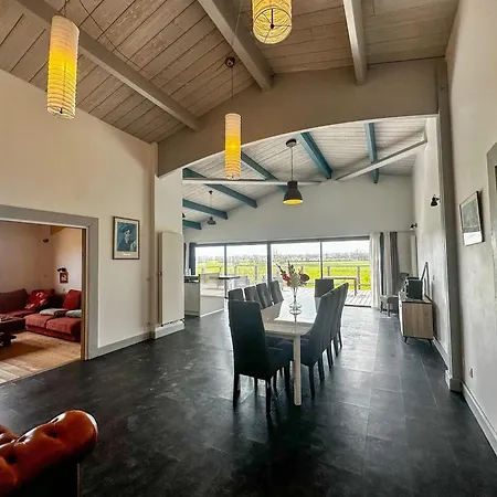 Spacieux A Saint-pierre-du-mont 200 M² Avec Jardin Lejlighed Saint-Pierre-du-Mont (Calvados)