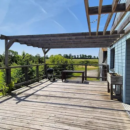 Spacieux A Saint-pierre-du-mont 200 M² Avec Jardin Lejlighed *