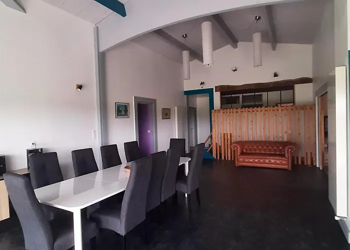 Apartamento Spacieux à Saint-pierre-du-mont 200 M² Avec Jardin *