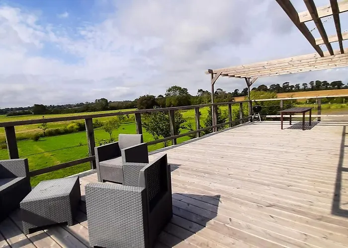 Spacieux à Saint-pierre-du-mont 200 M² Avec Jardin *