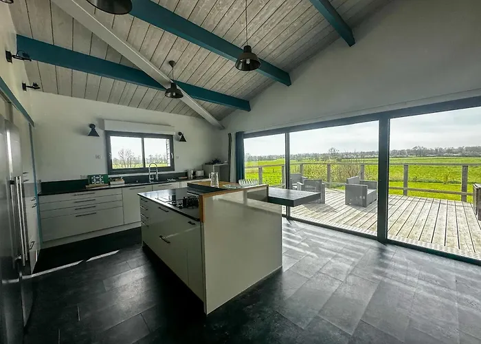 Apartamento Spacieux à Saint-pierre-du-mont 200 M² Avec Jardin *