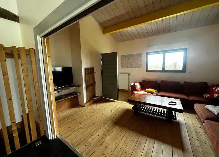 Spacieux à Saint-pierre-du-mont 200 M² Avec Jardin * Saint-Pierre-du-Mont (Calvados)